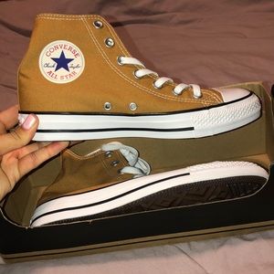 Converse High Top